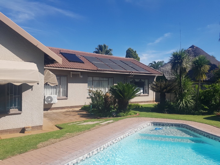 2 Bedroom Property for Sale in Flimieda North West